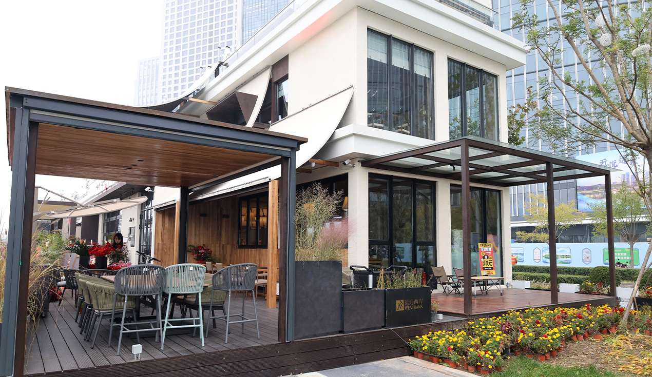 Beijing Tongzhou Canal West Bank 5A Scenic Area Commercial Project